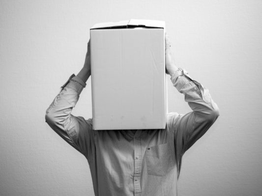 Pensar fuera de la caja está sobrevalorado
